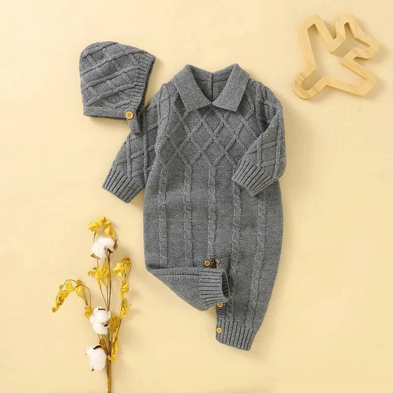 Macacão Romper Infantil em Tricot Bege – Conforto e Estilo para os Pequenos