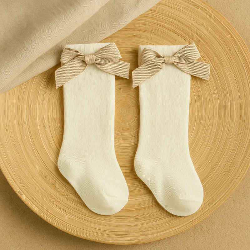 Meias Longas de Algodão para Crianças com Laço Elegante - Conforto e Estilo para Todos os Dias