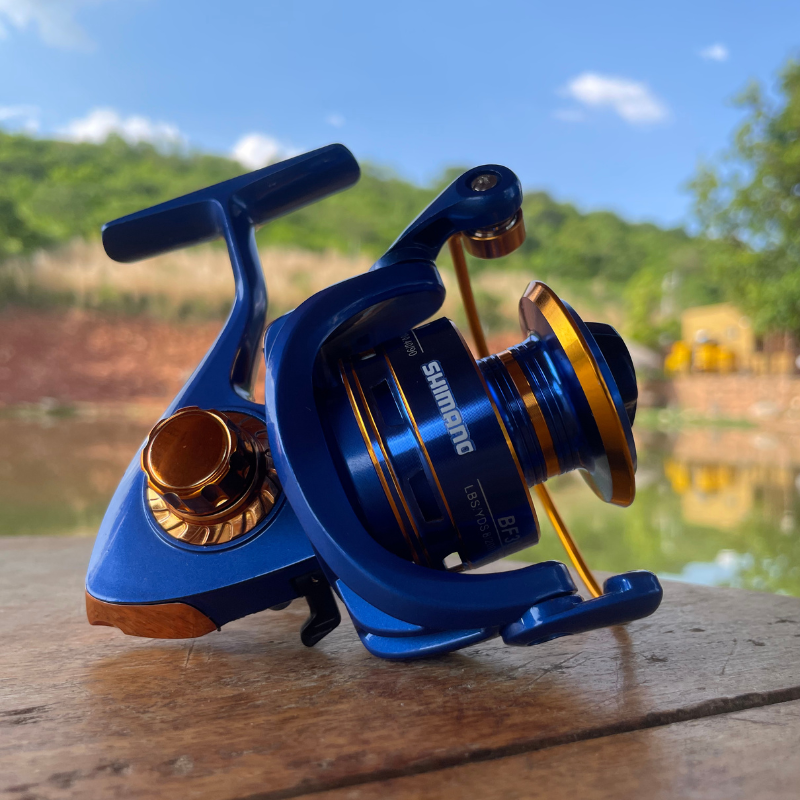 Molinete Shimano AzureSteel 13: Performance Superior e Resistência à Corrosão para Capturas de Até 10 kg