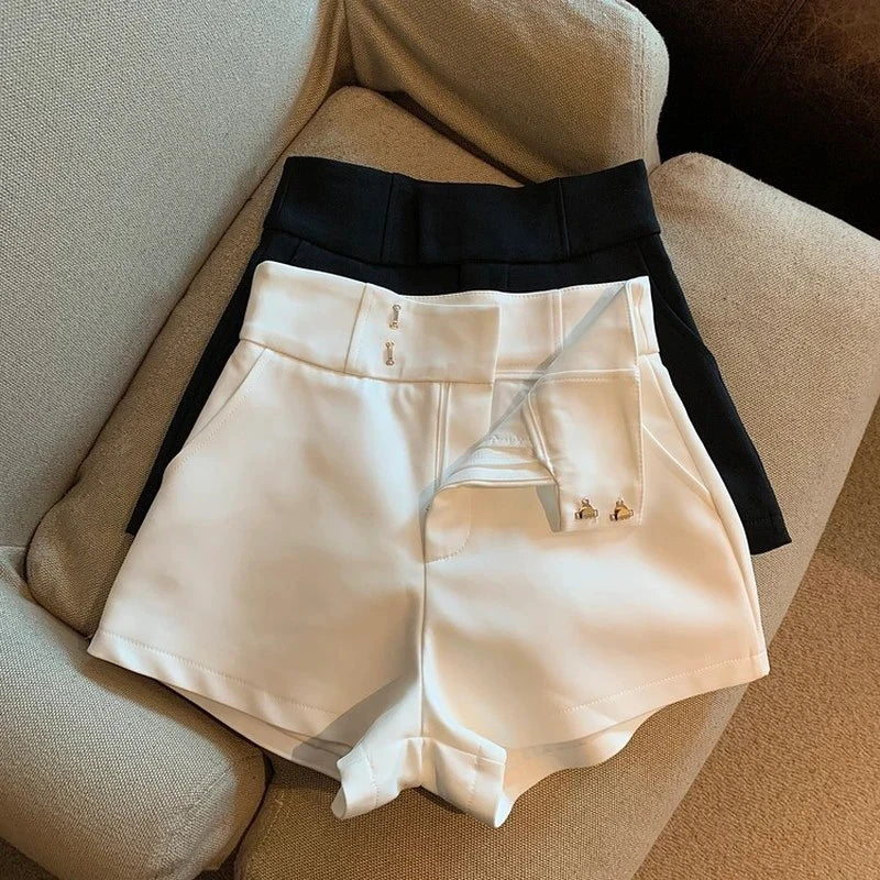 Short Feminino Cintura Alta com Bolsos Laterais