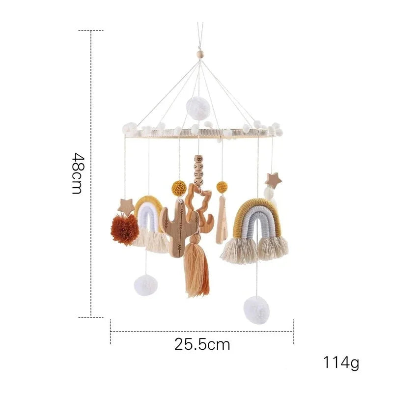 Mobile para Berço com Chocalhos Bege: Conforto e Encanto para o Bebê