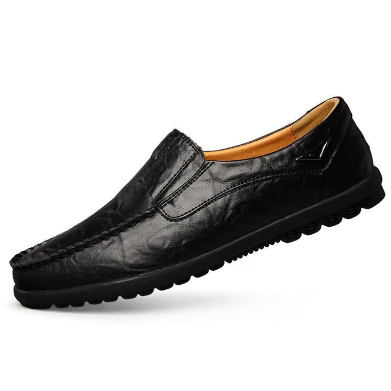 Mocassim Masculino de Couro Genuíno - Conforto e Estilo Maximilian