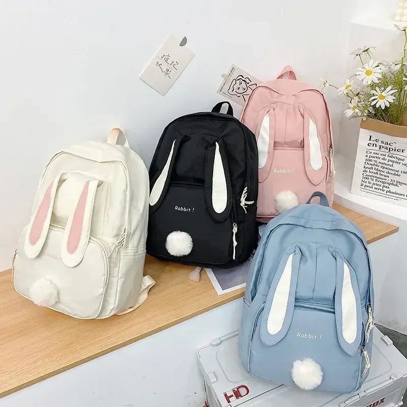 Mochila Infantil em Nylon com Estampa de Coelho – Conforto e Praticidade para Aventuras