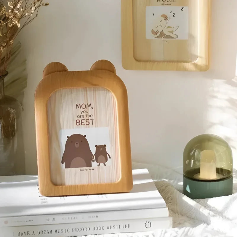 Moldura de Foto para Crianças em Madeira Escandinava: Preserve Momentos Inesquecíveis