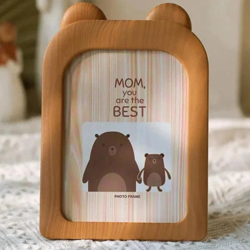 Moldura de Foto para Crianças em Madeira Escandinava: Preserve Momentos Inesquecíveis