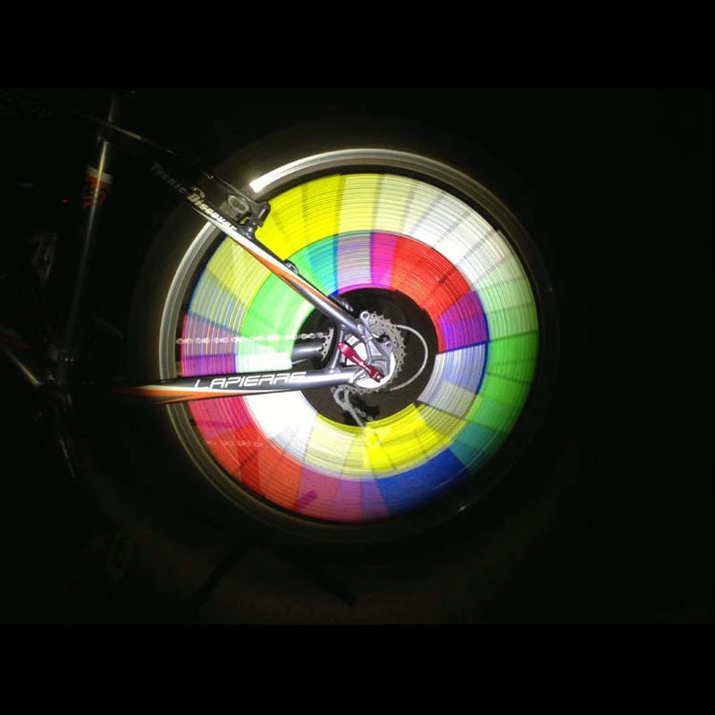 Adesivos Refletivos para Bicicleta: Compre 24 e Pague Apenas 12