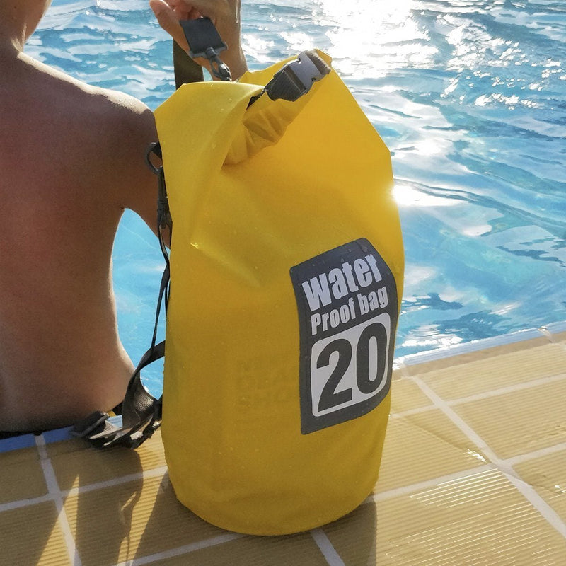 Mochila Impermeável Flutuante - Praticidade e Estilo Para Seus Dias de Praia