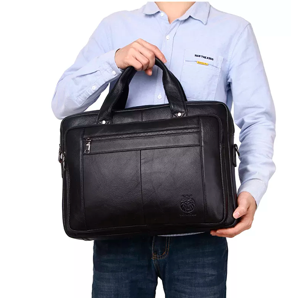 Mala Masculina de Couro Genuíno - Estilo e Praticidade para o Seu Dia a Dia