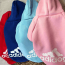 Moletom Adidog com Capuz para Cachorros – Estilo e Conforto em Cada Passeio