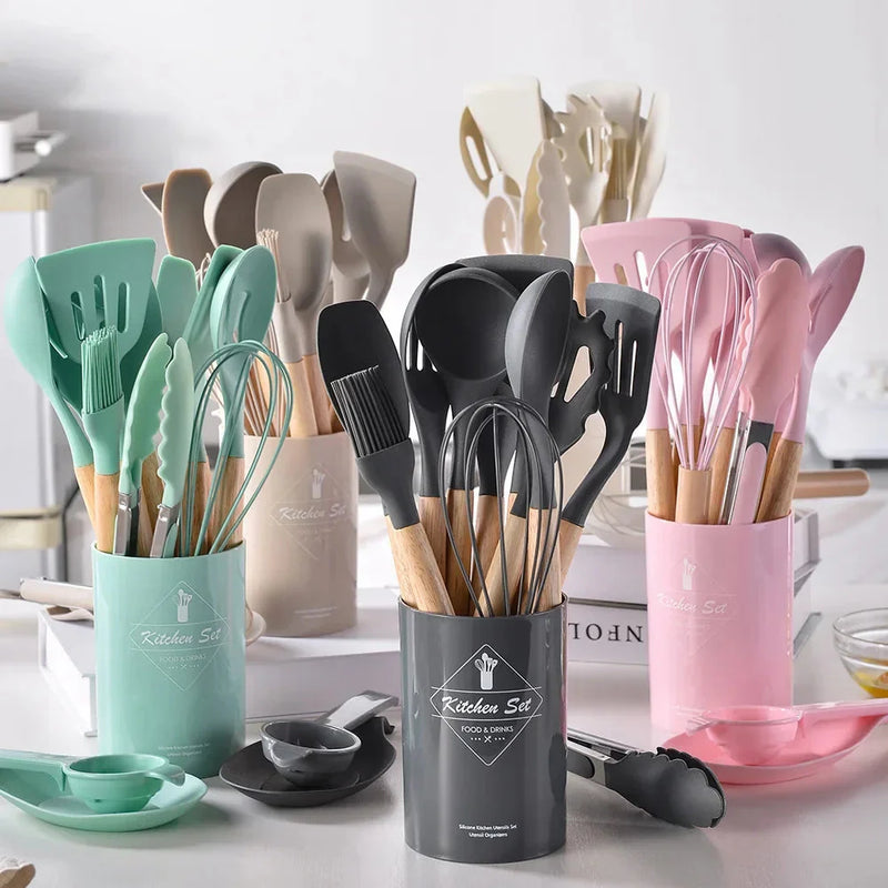 Kit Utensílios Cozinha em Silicone e Cabo De Madeira - 12 Peças