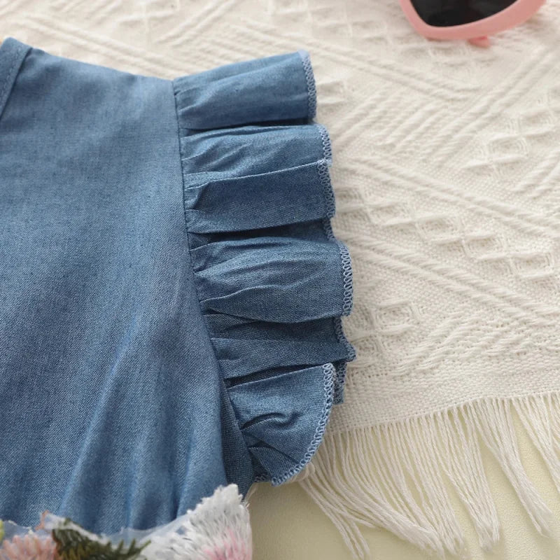 Vestido Infantil Jeans com Tule Floral e Manga Babado - Conforto e Estilo para Pequenos Momentos