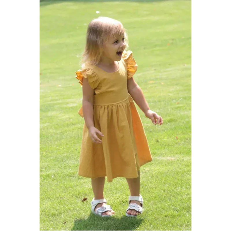 Vestido Infantil Ruffles Sem Manga com Laço Costas - Conforto e Estilo para Pequenas